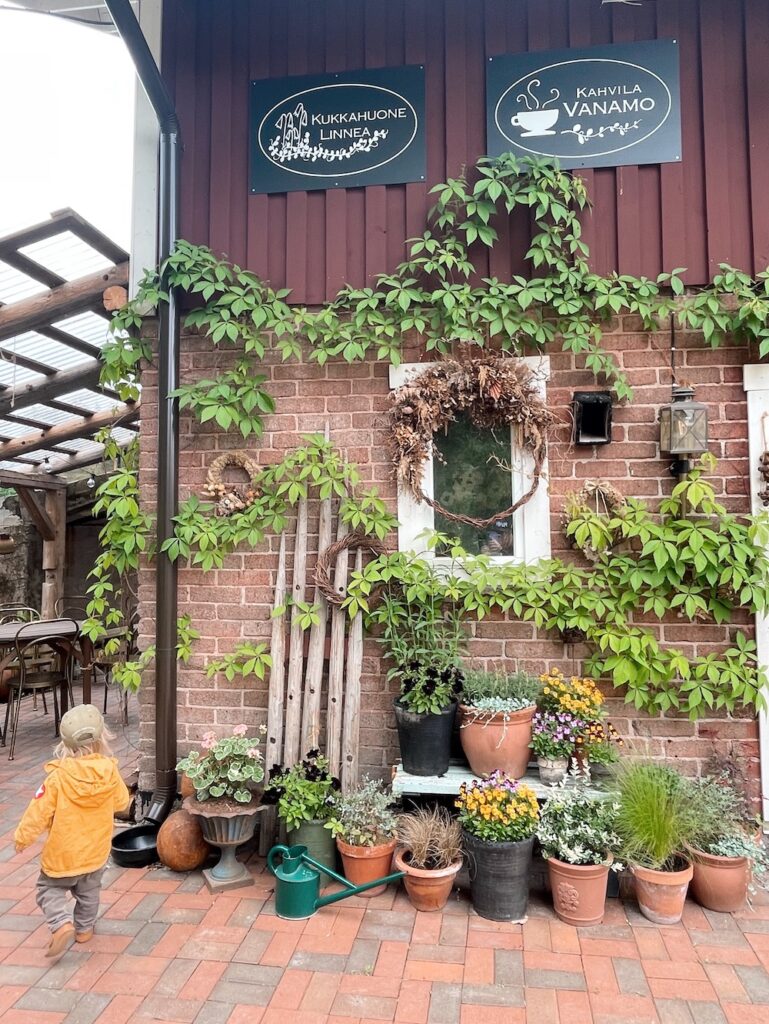 Kesäkahvila Kahvila Vanamo Kukkahuone Linnea