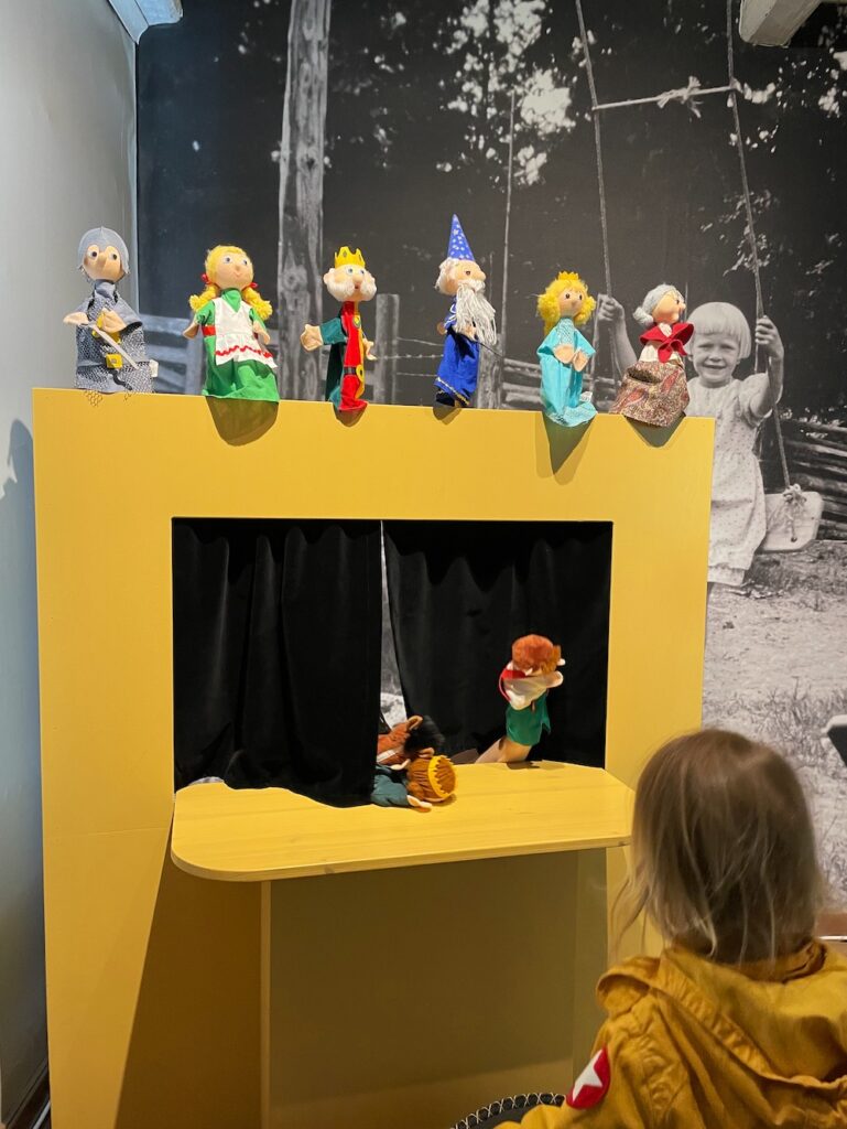 Lastentupa Tarina Taaborinvuori nukketeatteri